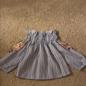 Striped Blue & White Blouse🌸🌺